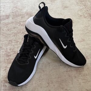 Nike Womens Bella 7 Training/Workout Shoes Size 10